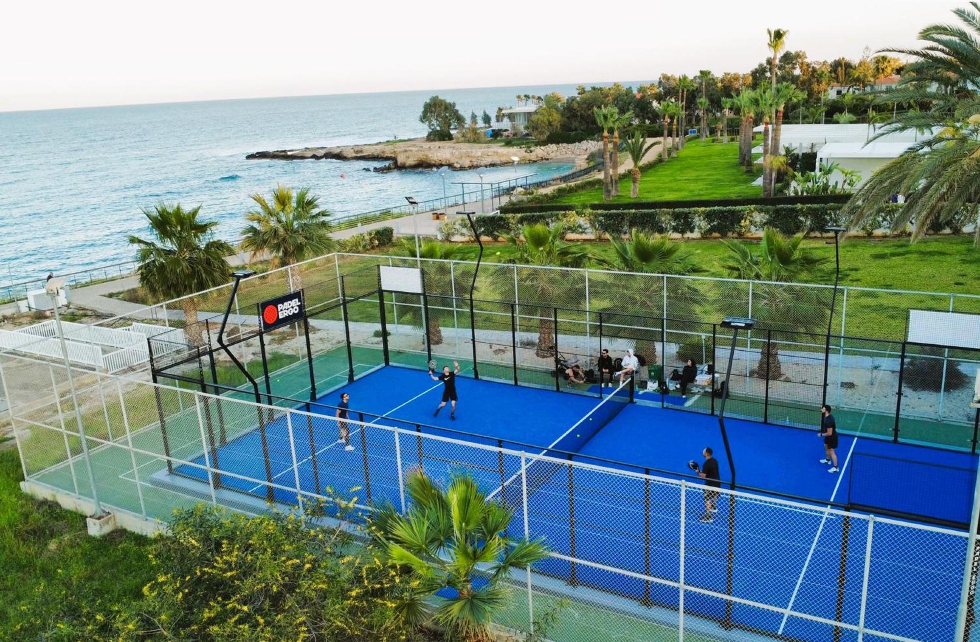 Laila - Coralli Beachfront Apartment Protaras Exterior photo
